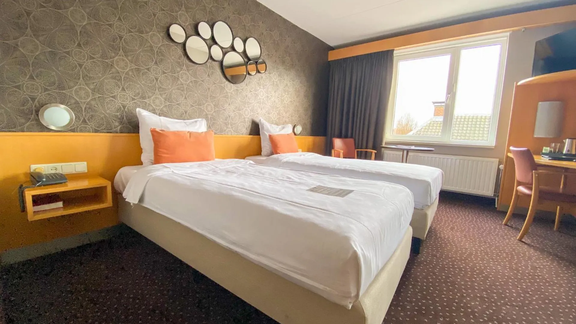 Hotel Алсмер
